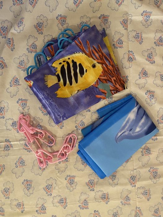 Шторы для ванной новые