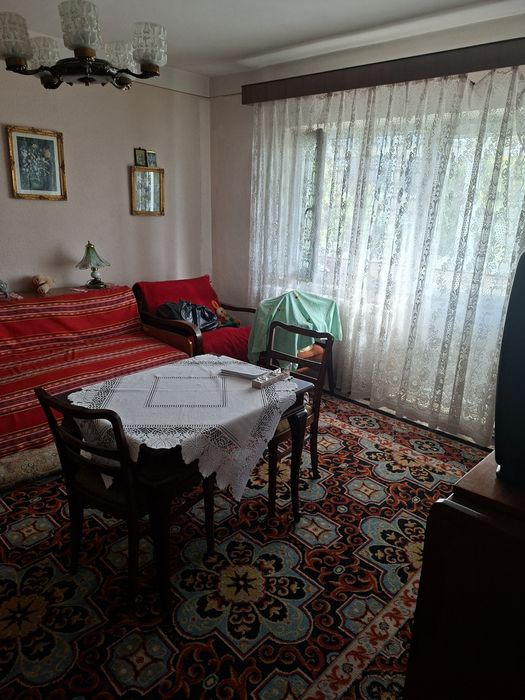 Vand apartament 2 camere