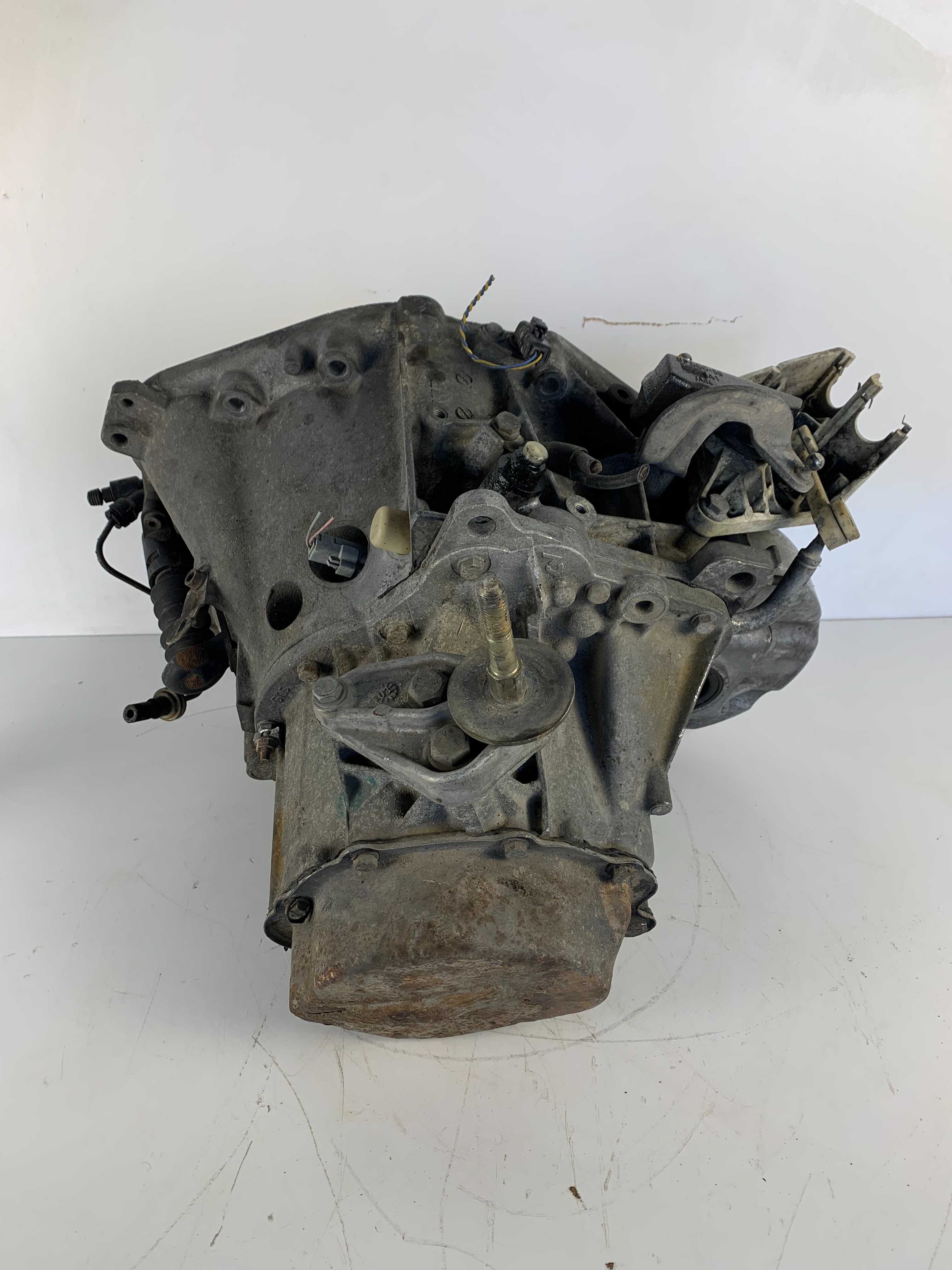 Скоростна кутия Peugeot 307 (02-09)г. 2.0HDI 107к.с. 110к.с.