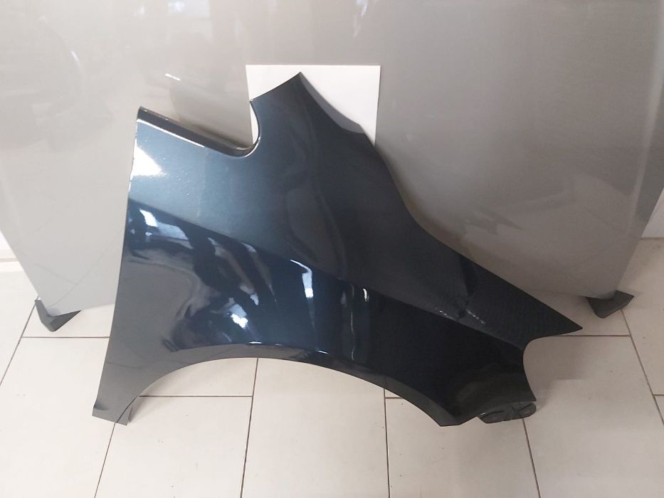 Aripa Fata Dreapta VW Golf 5/V Plus 2005-2009 (LC5F (Albastru))