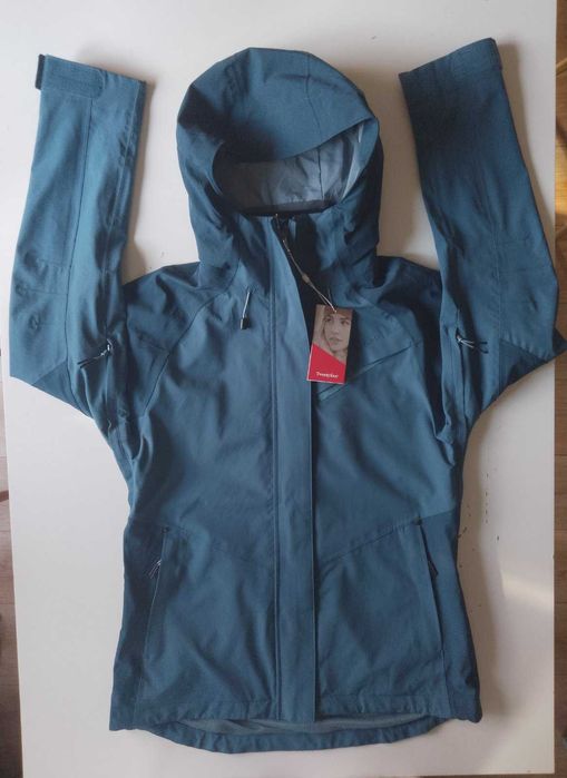 Нова оригинална дамска ветровка яке TWENTY FOUR 24