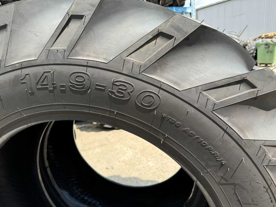 CAUCIUCURI MONTANA cu 10 pliuri pentru tractor 14.9-30