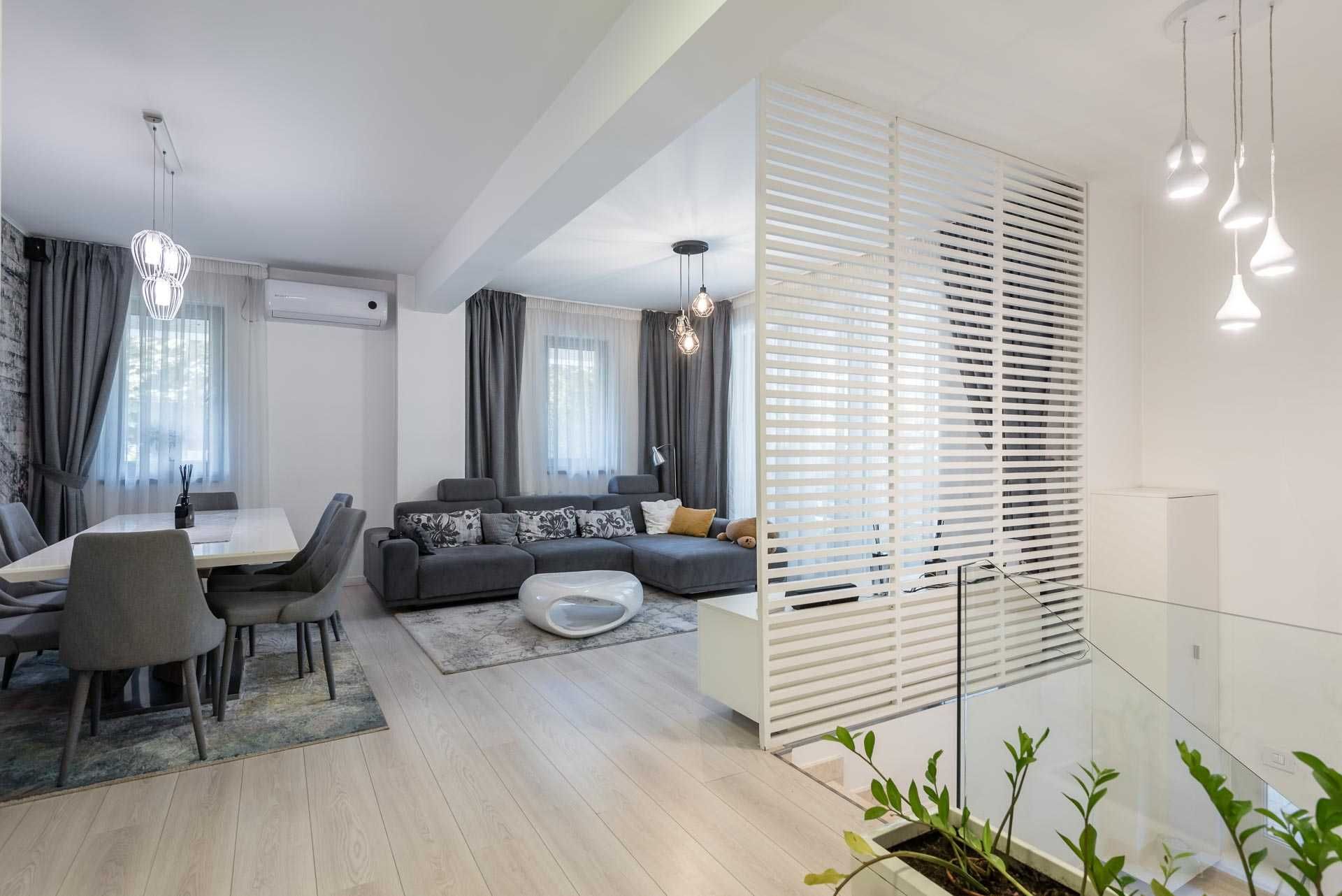 Inchiriez duplex 4 camere+ curte + parcare subterana