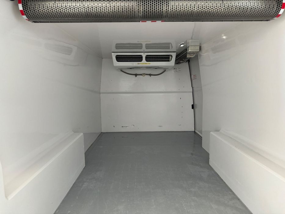 Volkswagen FRIGORIFIC Transporter VW T6.1 FRIGORIFIC Lung Cu Clima ! 3 Locuri