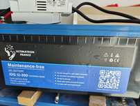Invertor hibrid Infinisola 5.5e + 4 x 12V / 200 Ah (AGM)