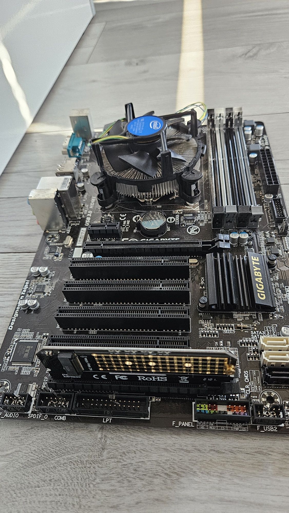 Процесор Intel i5-4440, дъно Gigabyte P85D