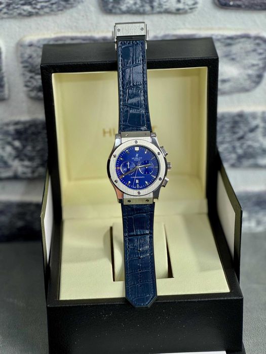 Хублот автоматичен часовник