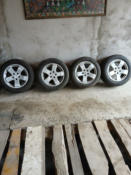 Vând jante de Mercedes R16 5x112