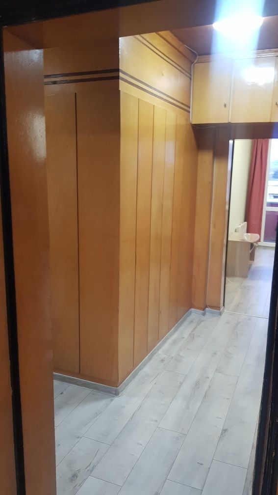 Продава се Тристаен апартамент в Дупница - 75 кв.м за 627 €/кв.м - Снимка #2