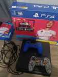 Vând Play Station PS4 1 t+jocuri