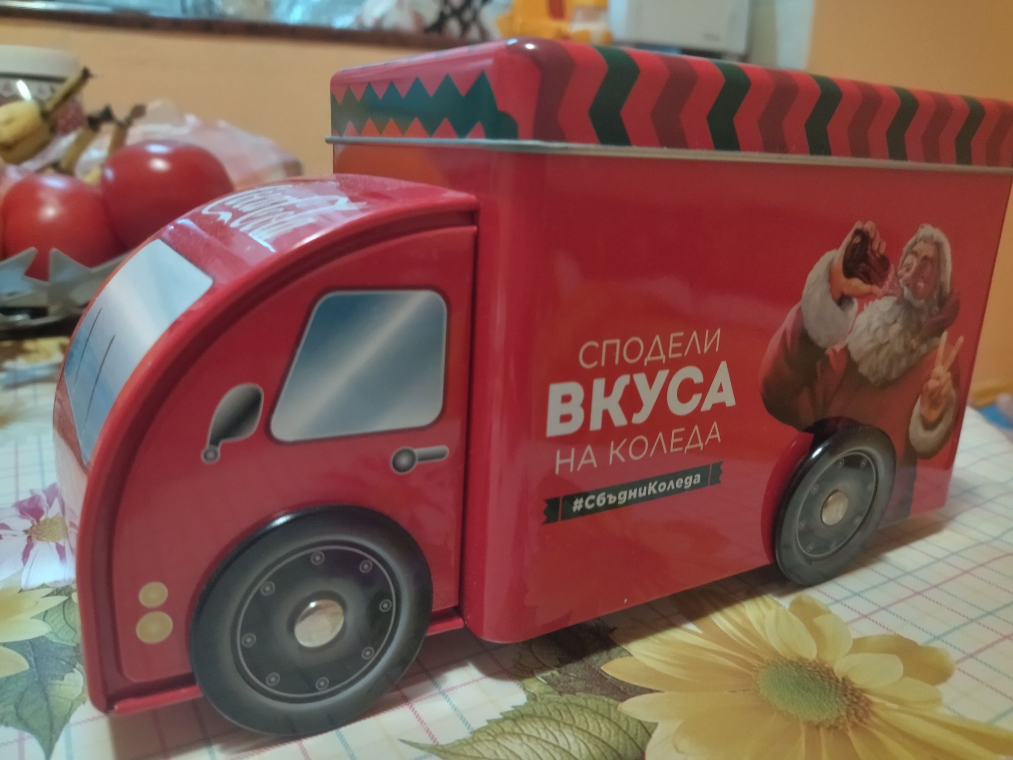 Метална кутия Coca cola