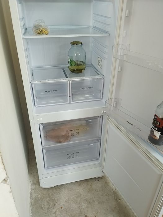 Продам холодильник
