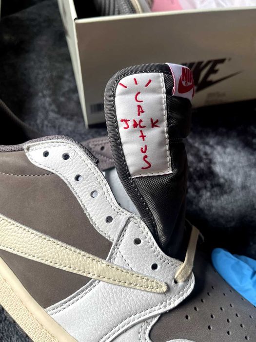 Adidasi Jordan 1 Retro Travis Scott Reverse Mocha - 40-45