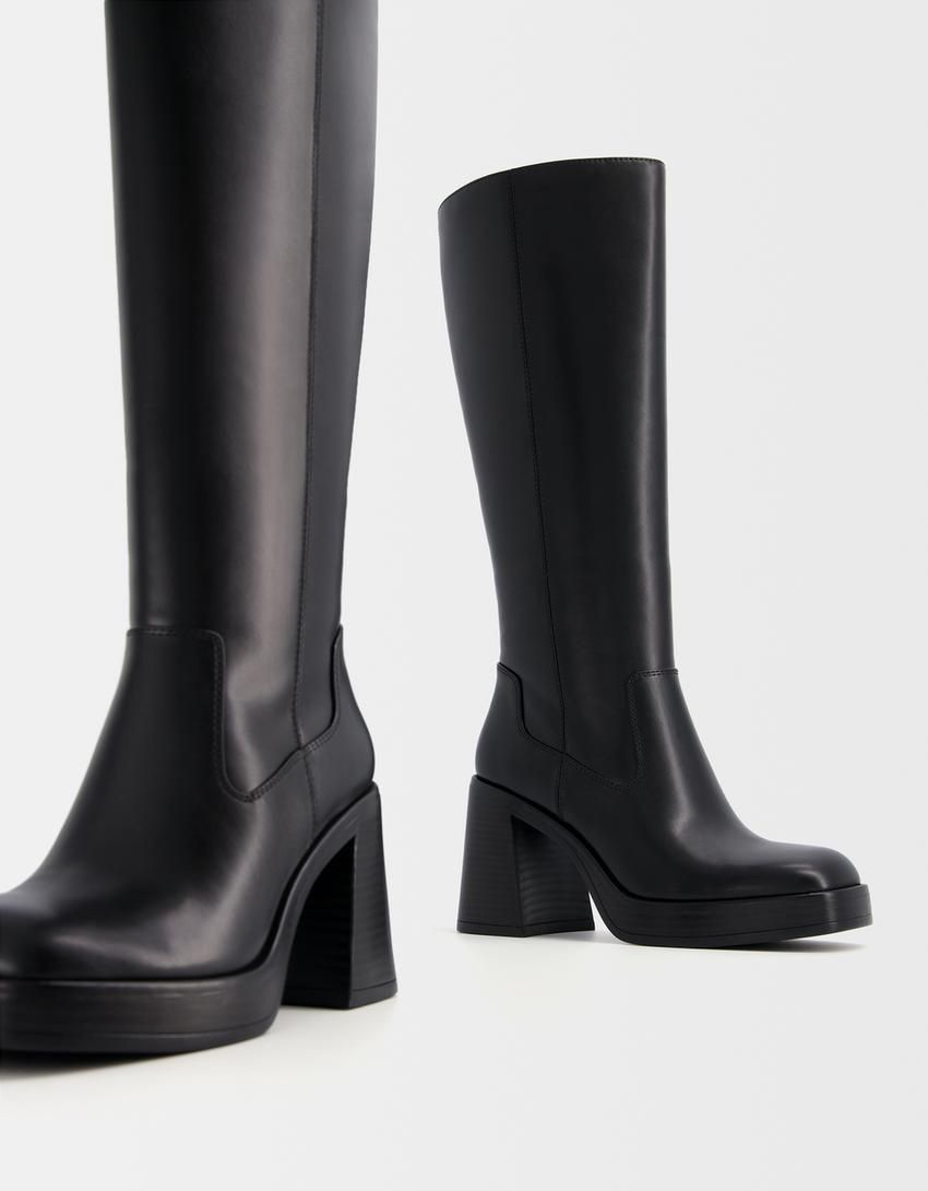 Високи ботуши на платформа Bershka, 40