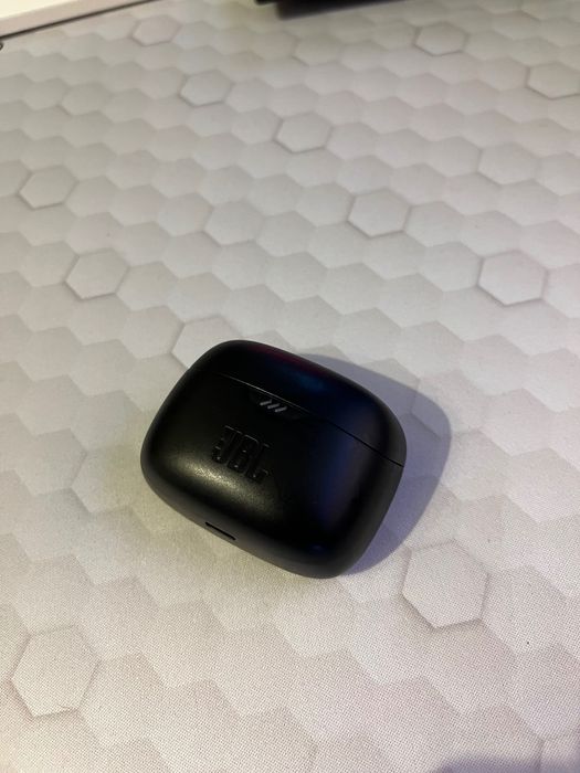 Casti JBL Tune Beam