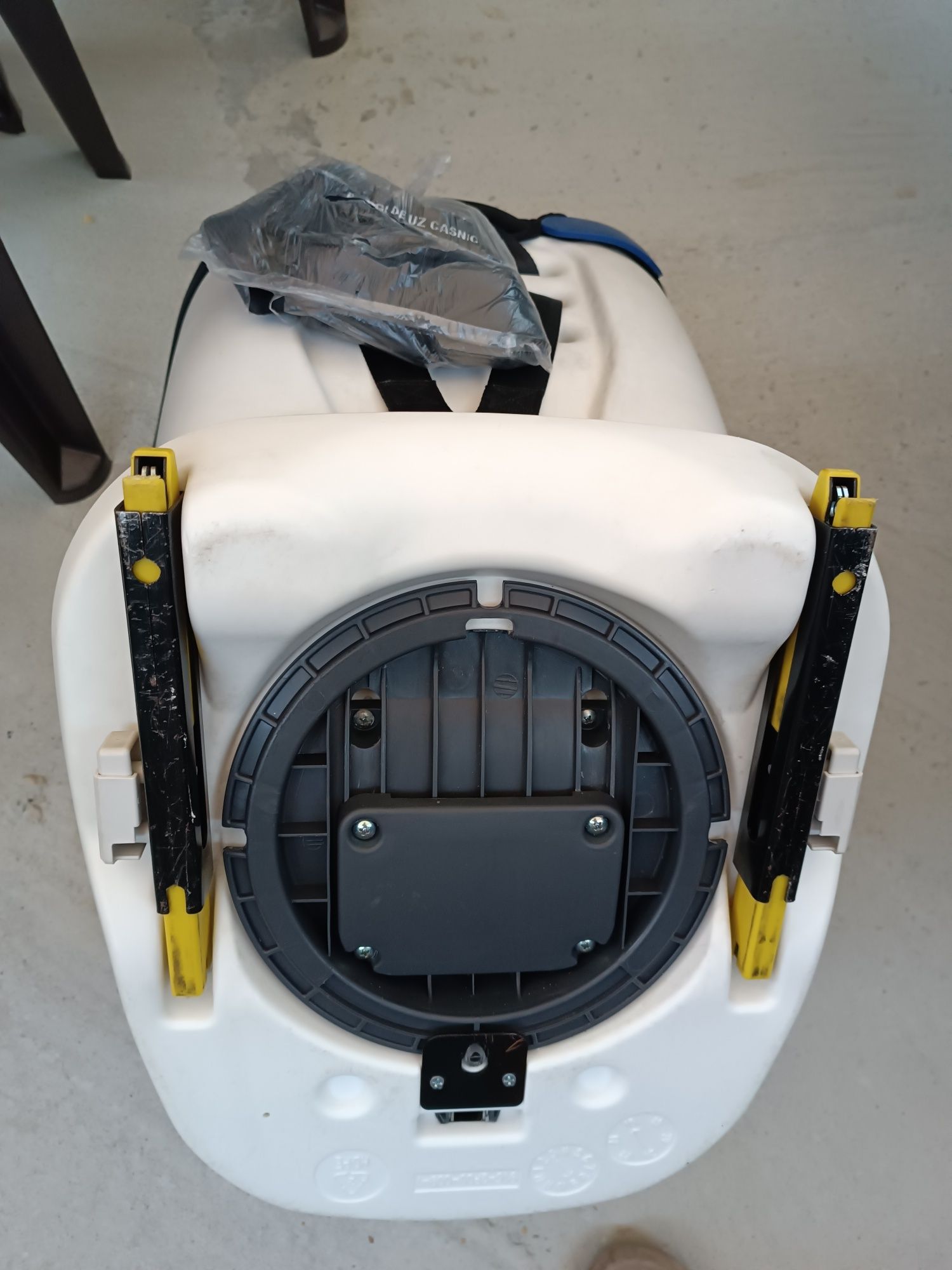 Scaun auto Lionelo Isofix, rotire 360, 3 trepte pozitionare