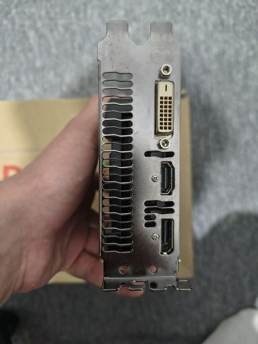 Placa video sapphire pulse rx560 4gb