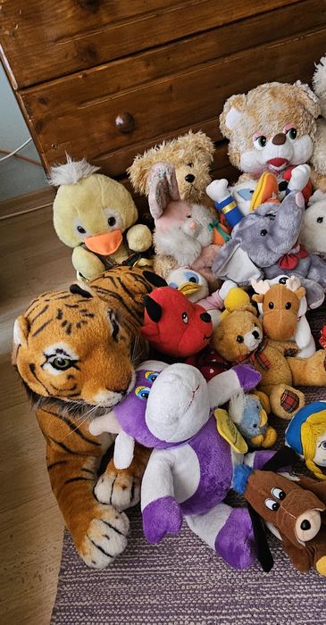 Лот плюшени играчки