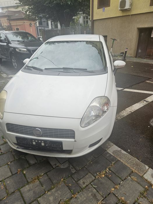 Vând fiat punto 1.4 benzina
