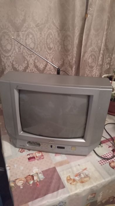 Продам телевизор Лвж, рабочий