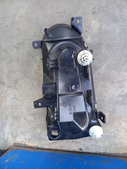 ФАР за ГОЛФ 4 много добро състояние