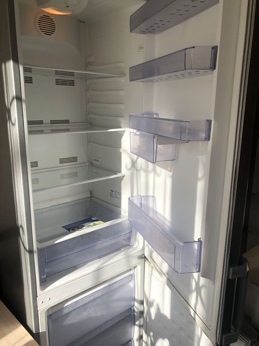 Срочно Продам Холодильник BEKO