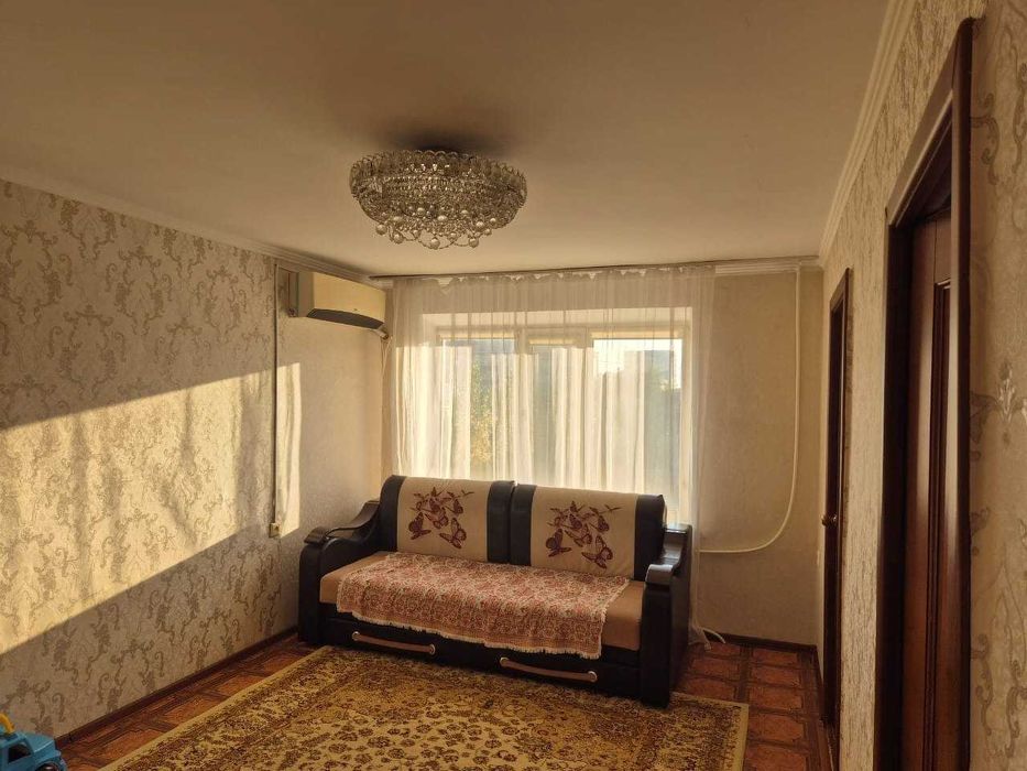 Продам  4х комн кв Молодежный