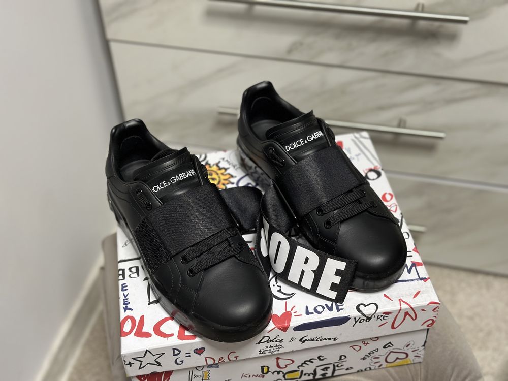 Dolce & Gabbana AMORE Love Heart Sneakers PORTOFINO Black&White