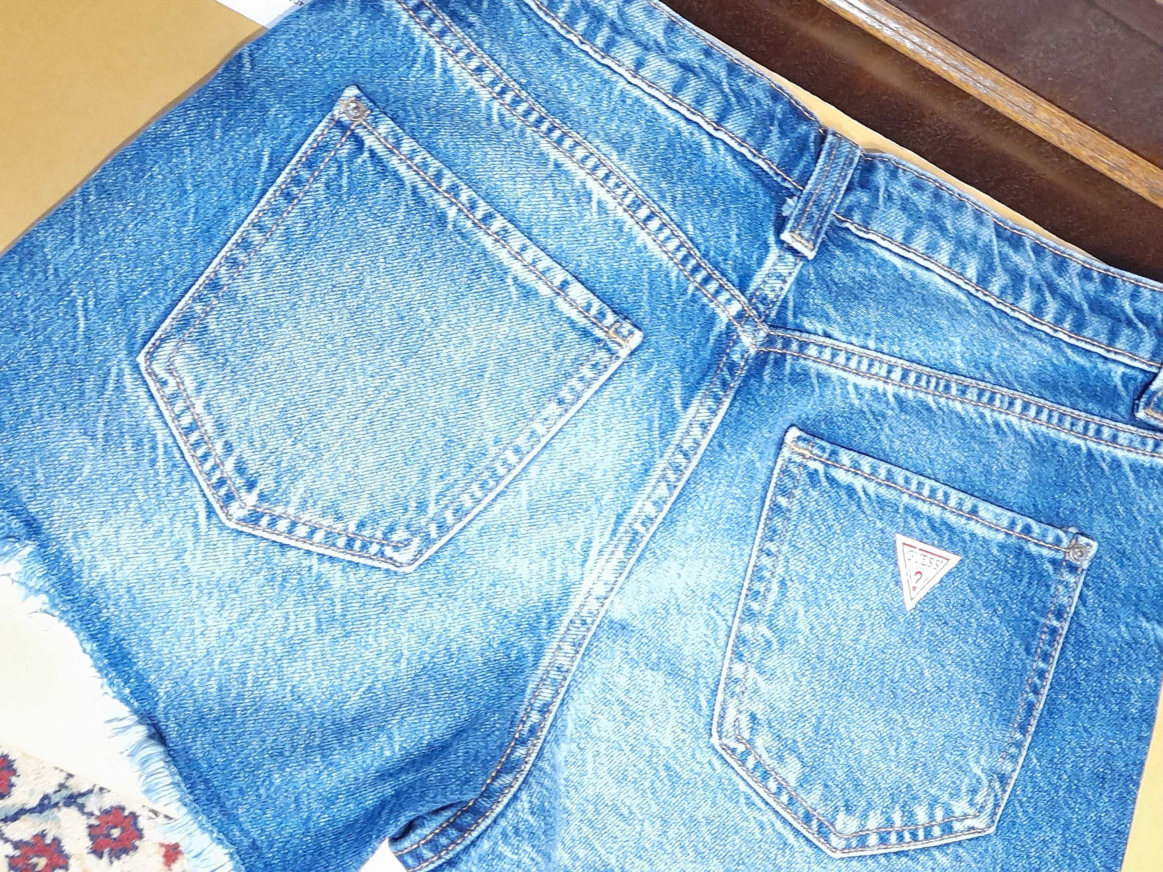 Къси Дамски Дънки GUESS