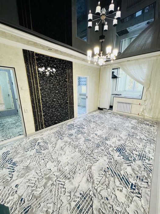 Chilonzor 11 kvartlda 1 xona sotiladi