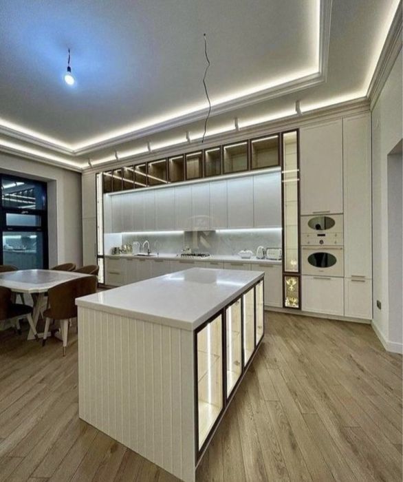 Кухня шкаф комод