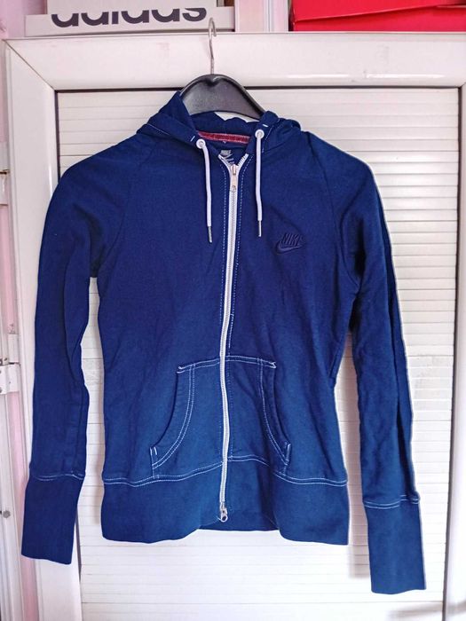 Оригинално горнище с качулка Nike