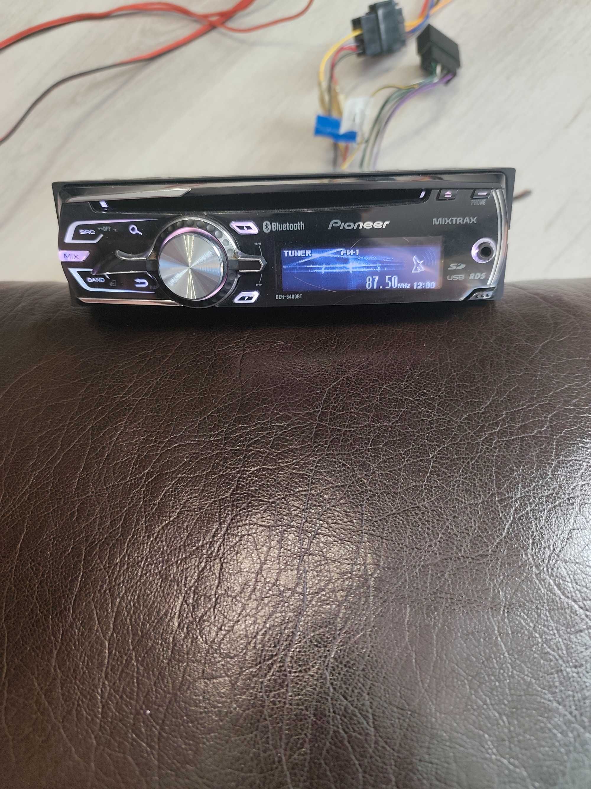 Pioneer - DEH-6400BT
