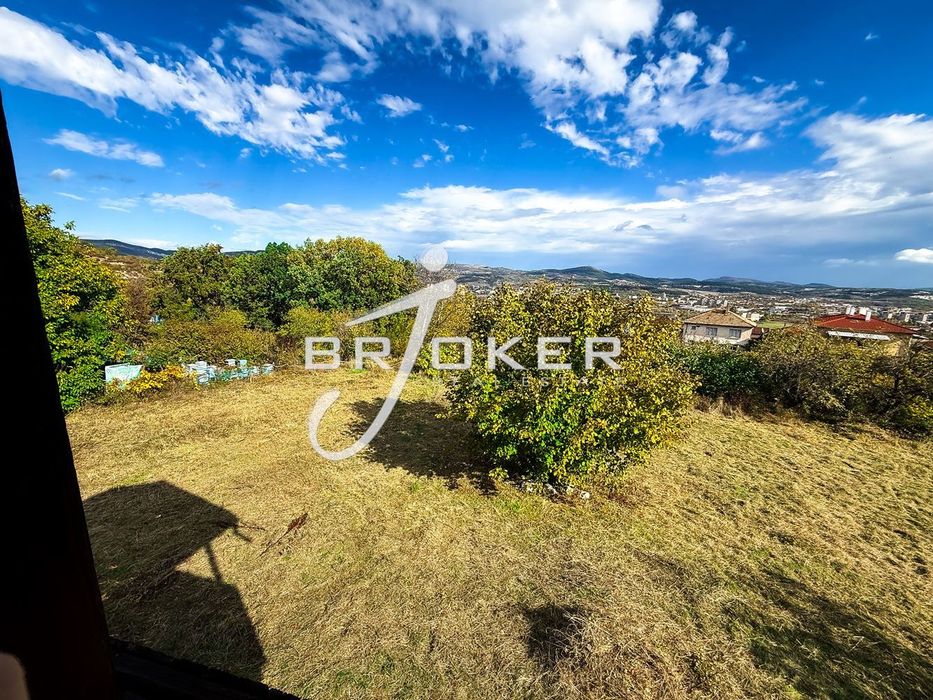 Къща в Кърджали, с.Резбарци