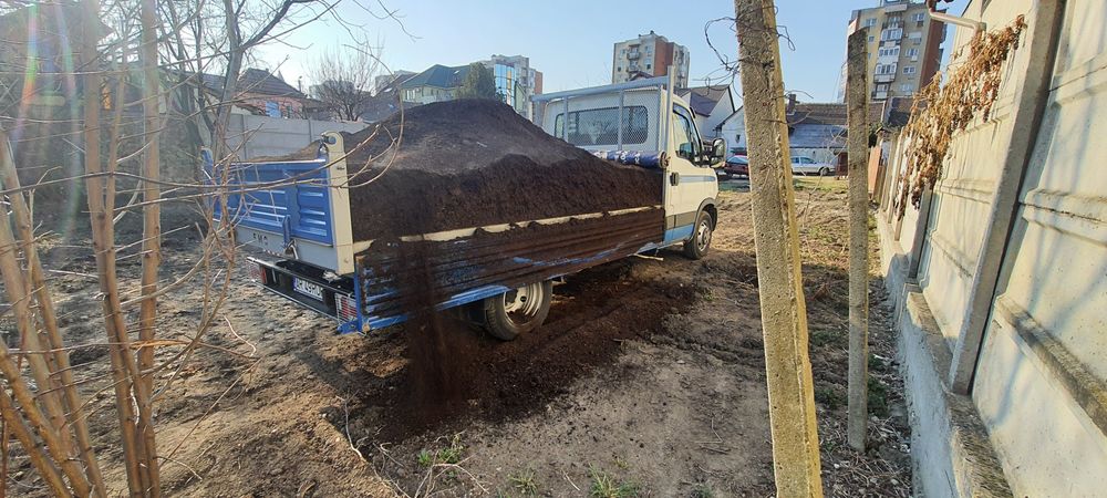 Compost vegetal 100% NU Pământ din decopertă