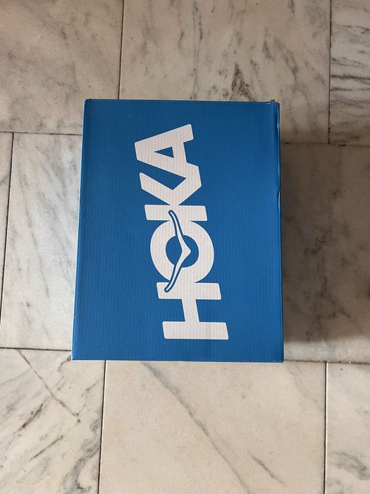 Adidași damă Hoka Rincon 4 – Bej.