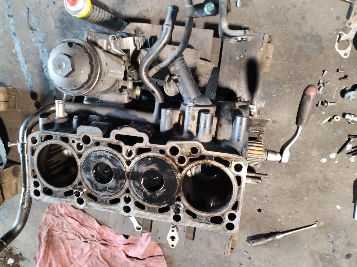Двигател на части audi, vw 2.0тди 16v BKD