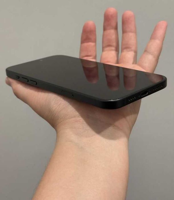 Iphone 15 100% акб в отличном состоянии