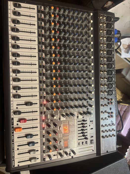 Vand boxe Blue Tech si mixer benrigher pmp 6000