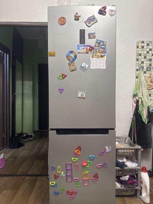 Холодильник продам