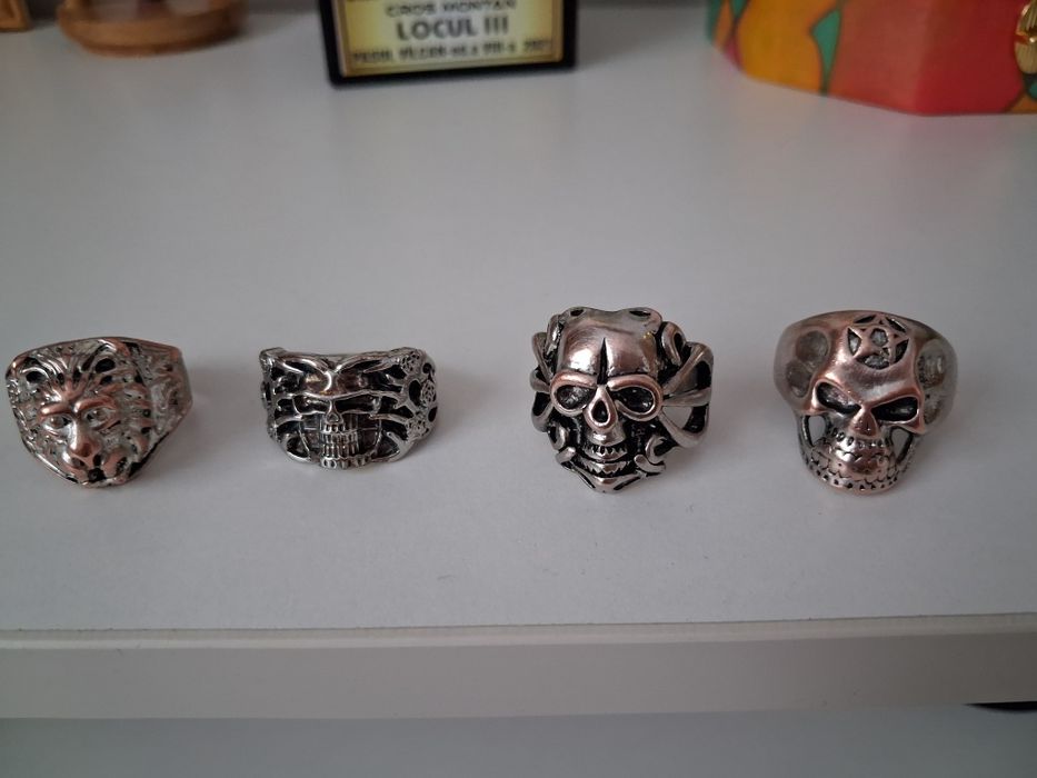 Vând Inele Stil Gotic  Barok Craniu