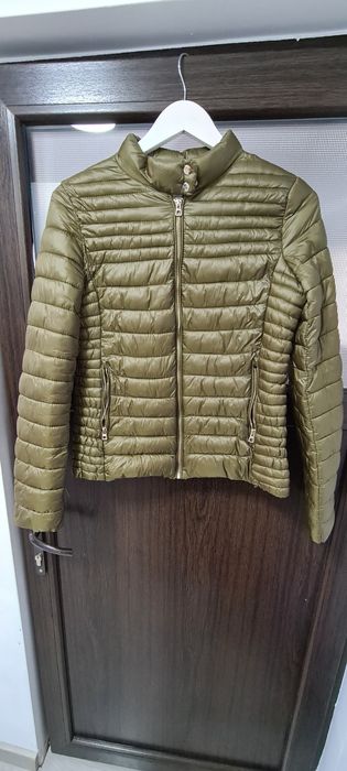 Hainute , marimea M,L