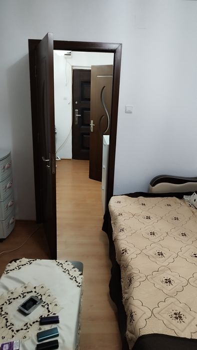 Garsoniera de vânzare 18000 euro negociabil