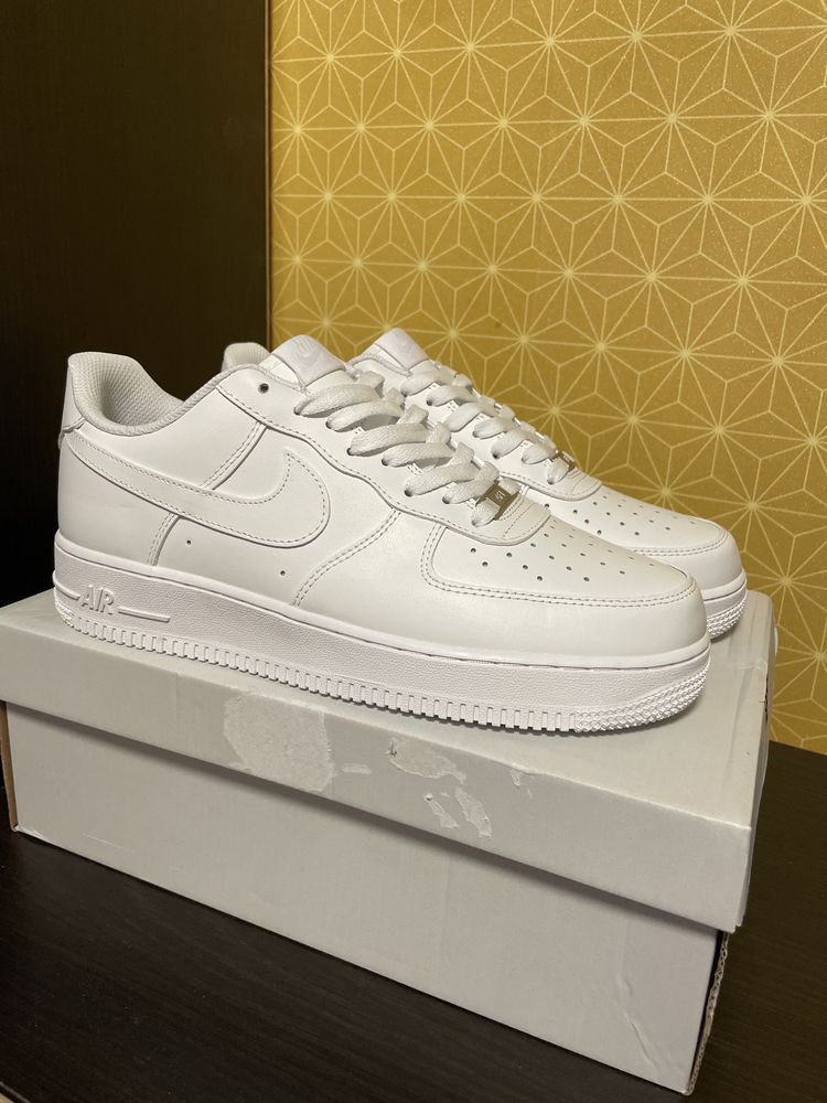 Adidasi Nike Air Force One