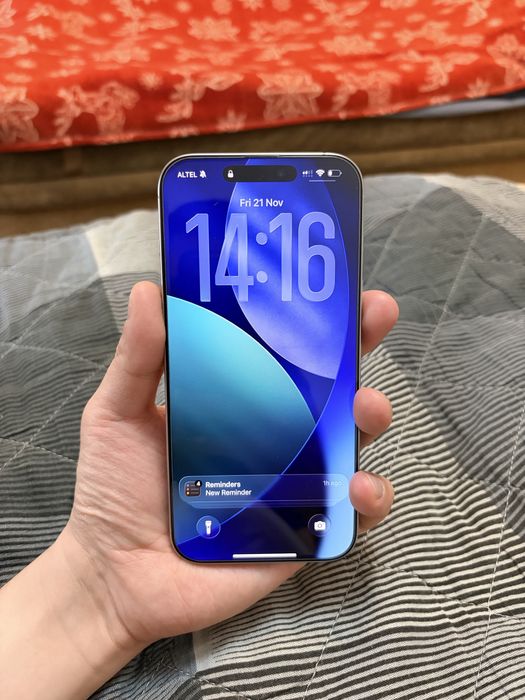 iPhone 16 Pro Max в идеальном состоянии