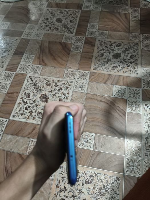 Продаётся redmi note 10s