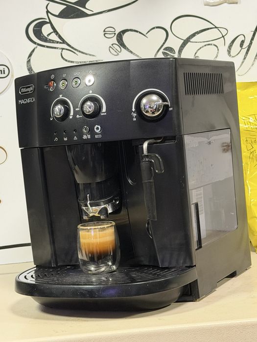 Кафемашина кафе автомат delonghi magnifica с гаранция