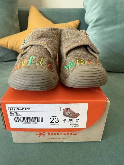 Biomecanics nr 23 Pantofi de interior