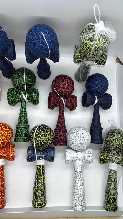 Kendama Profesionala,Bila din lemn, Design artistic cu finisaj