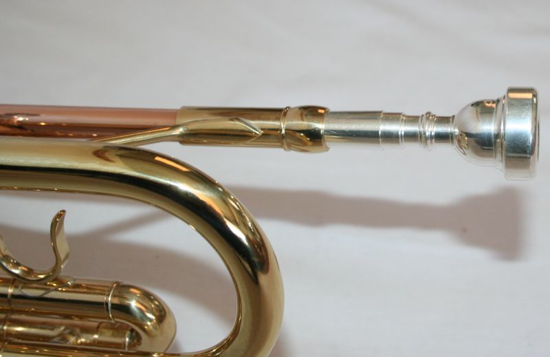 Trompeta Karl Glaser C/Do auriu KG-1498